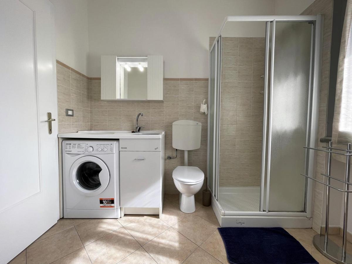 Stefano'S Guests House: 2 Bedrooms & Parking In Viareggio Exteriör bild